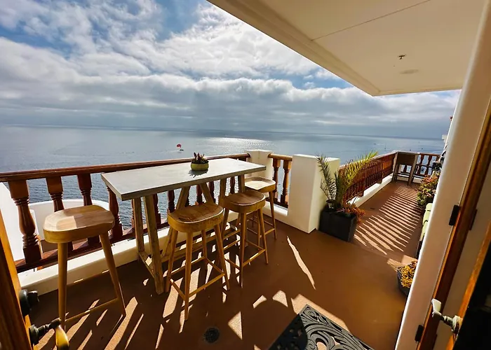 Ocean-View Villa Pool, Hot Tub & Golf Cart