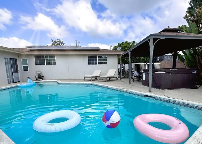 Orchard Villa Disneyland 5 Bedroom Pool Home Spa
